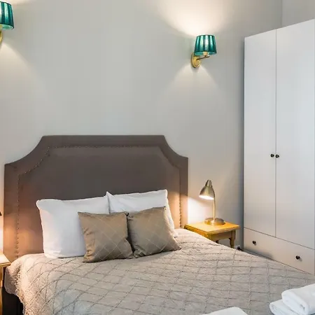 My - Topolowa 8 Cracóvia