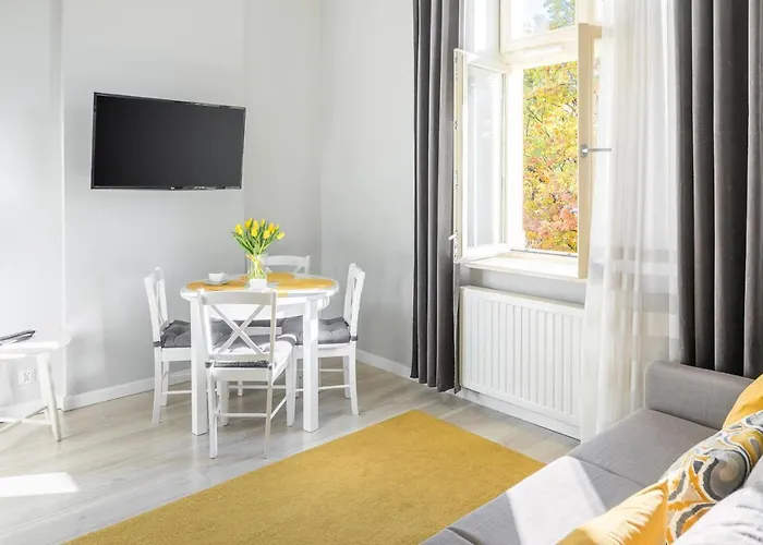 Apartament My - Topolowa 8 *