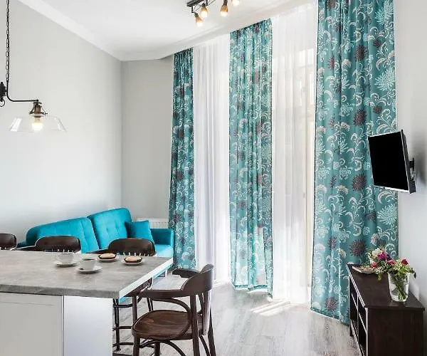 My - Topolowa 8 Kraków