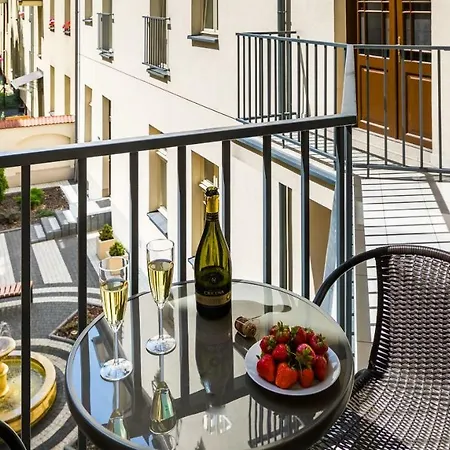 Apartament My - Topolowa 8 *